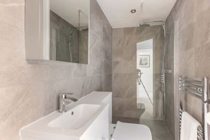 Photo 21- click for photo gallery